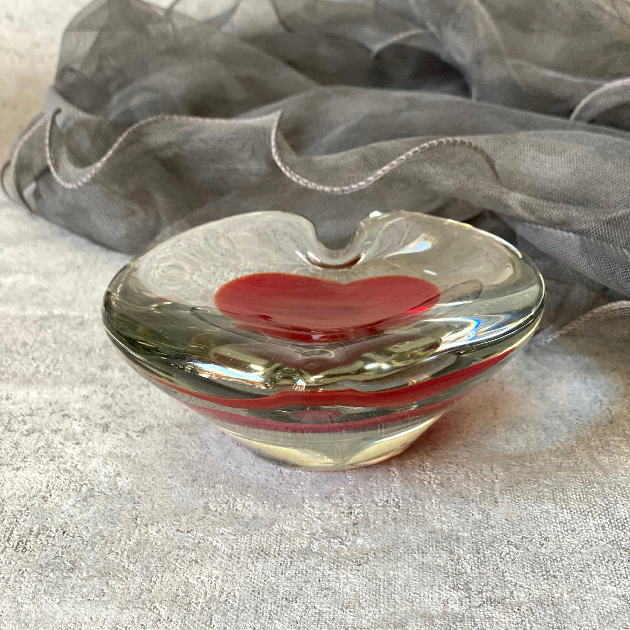 Пепельница стеклянная Heart glass, Неман, винтаж