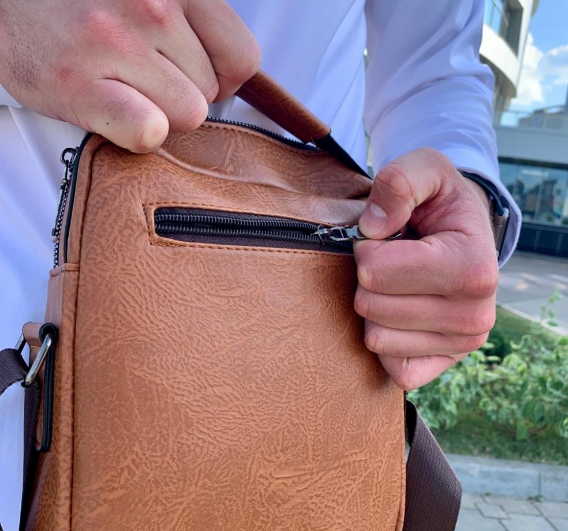 Мужская сумка-мессенджер через плечо Bolo LingShi (отделение для смартфона) - фото 5 - id-p187425306