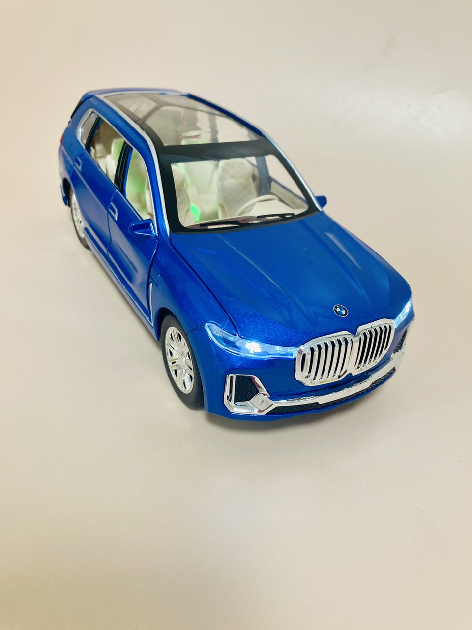 Инерционная металлическая машинка BMW X7 - фото 1 - id-p187621902