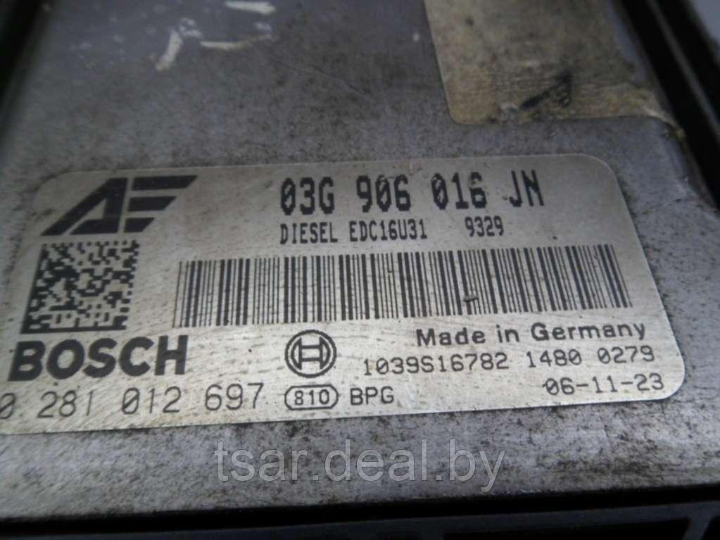 Блок управления двигателем Volkswagen Sharan 1 restailing (03G906016JN, 0281012697) - фото 4 - id-p187645284