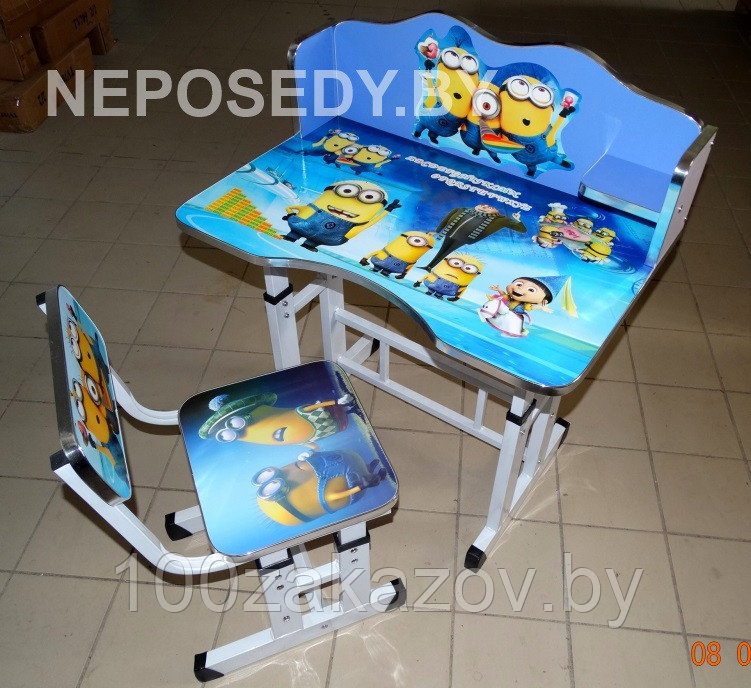 Комплект детской растущей мебели "Миньоны". Детский столик и стульчик.