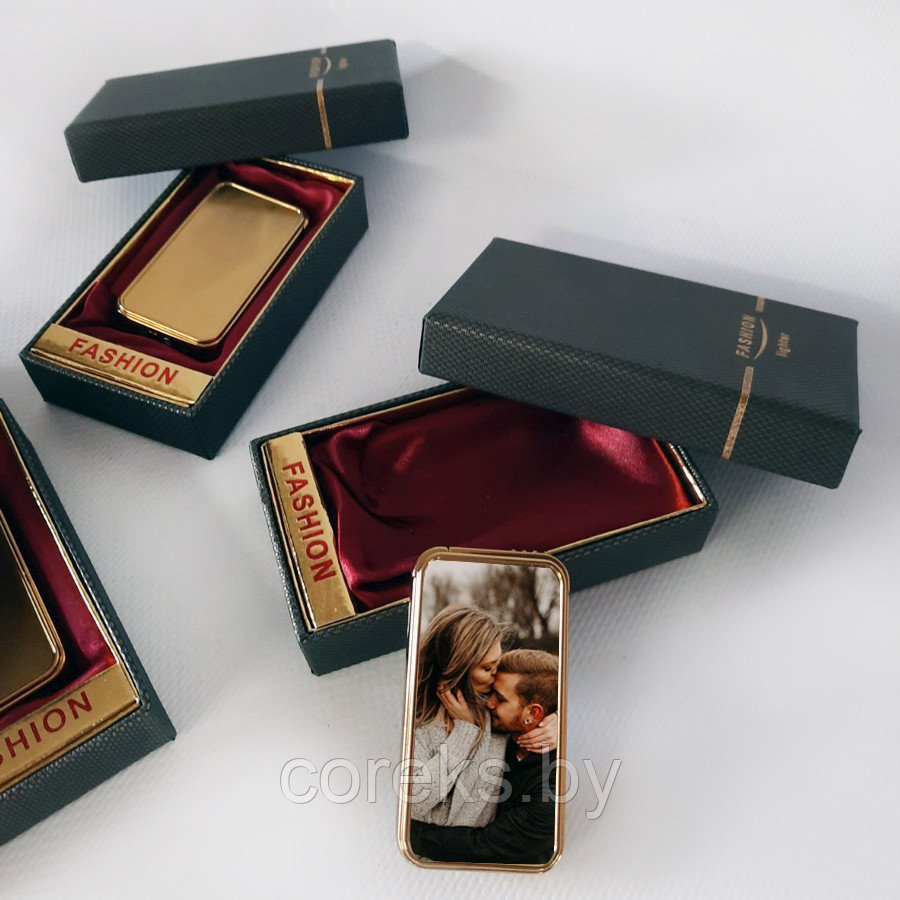 Зажигалка в индивидуальной коробке с вашим фото (золото) - фото 1 - id-p188001002