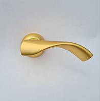 Дверная ручка VERONI - N 86 BSB  Матовое золото, фото 1