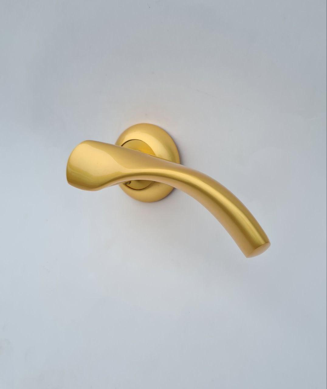Дверная ручка VERONI - N 86 BSB Матовое золото - фото 3 - id-p188035297