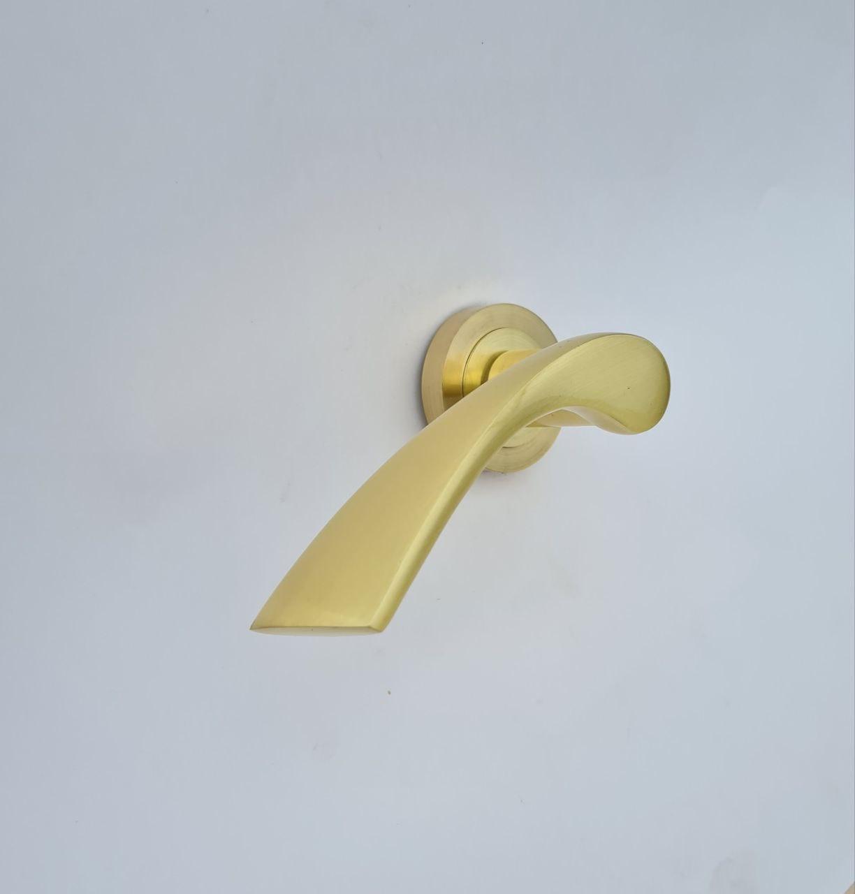 Дверная ручка VERONI - A 52073 SG Матовое золото - фото 2 - id-p188037794