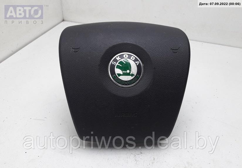 Подушка безопасности (Airbag) водителя Skoda Roomster - фото 1 - id-p188049830