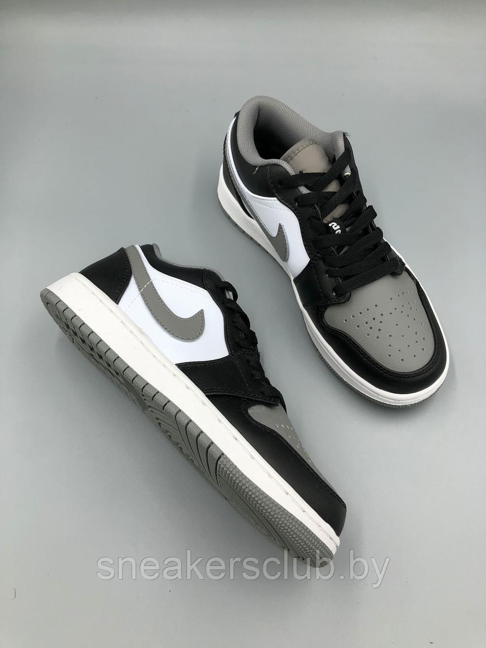Кроссовки женские Nike Jordan 1 Low / повседневные / подростковые / летние / осенние - фото 3 - id-p184889208