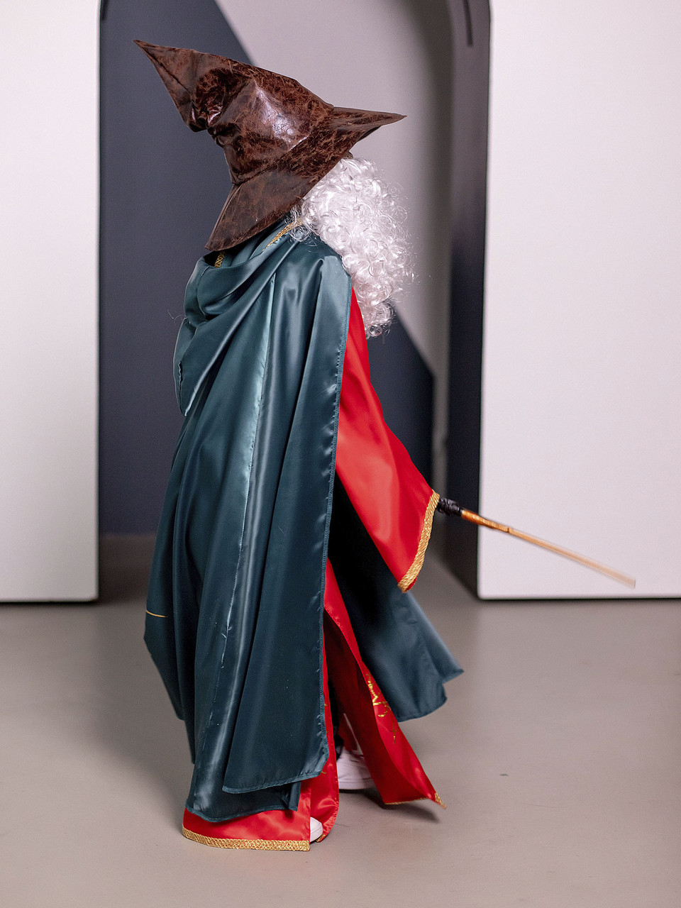 Детский карнавальный костюм Маг-чародей Пуговка - фото 5 - id-p188307100