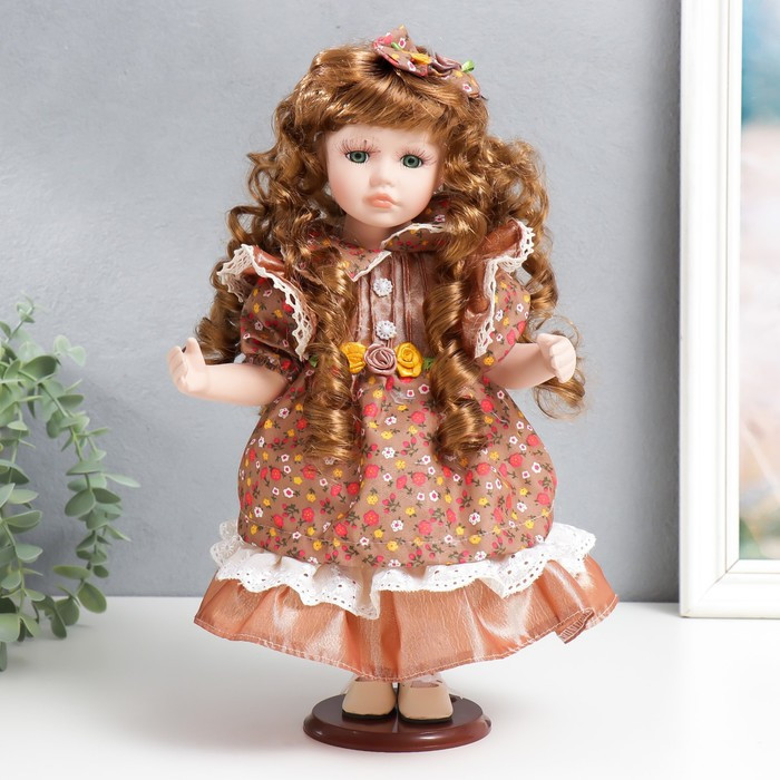 Кукла коллекционная керамика "Тося в платье с мелкими цветочками, с бантом в волосах" 30 см 758617 - фото 1 - id-p188311232