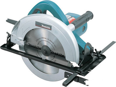 Дисковая пила Makita N5900B