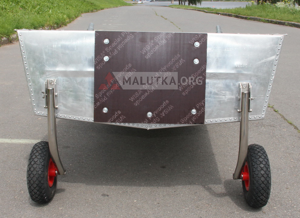 Алюминиевая лодка Малютка-Н 3.1 м., с транцем и колёсами - фото 10 - id-p188623471
