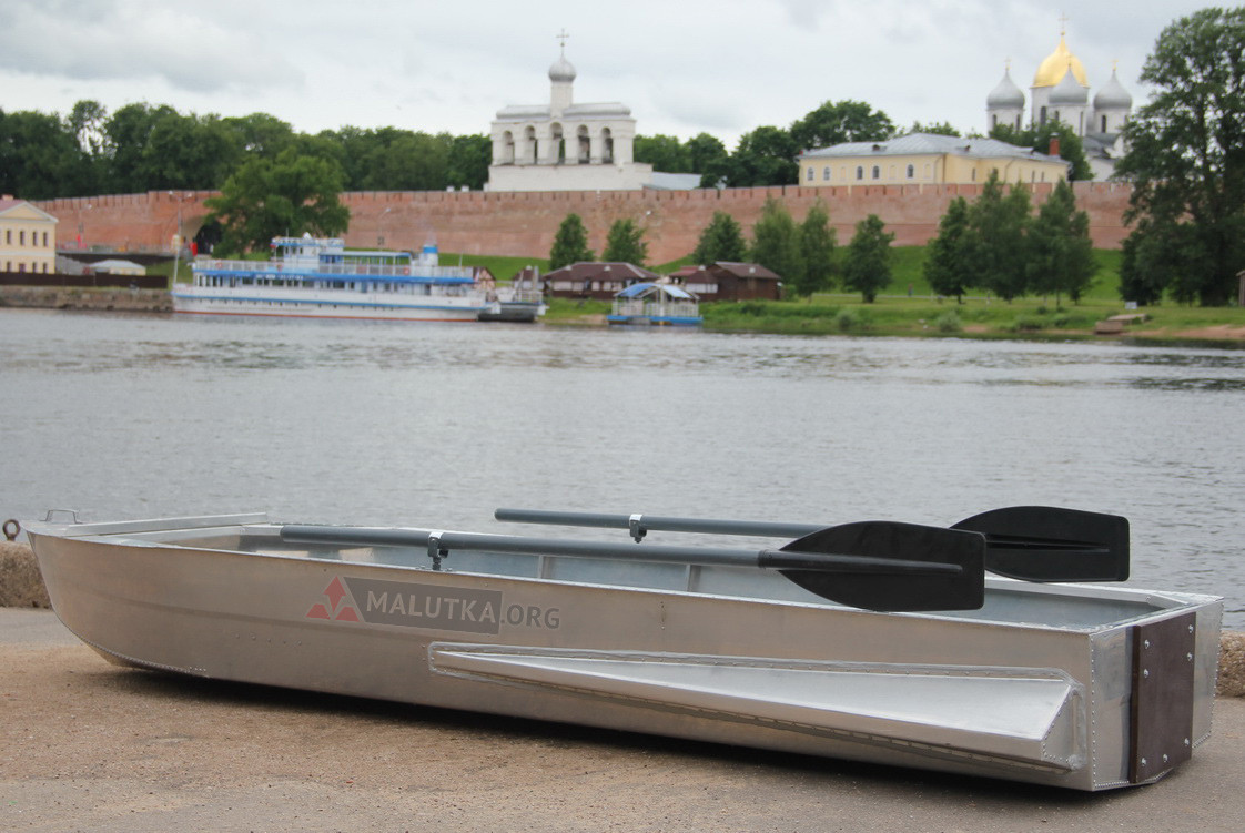Алюминиевая лодка Малютка-Н 3.1 м., с транцем и булями - фото 4 - id-p188623474