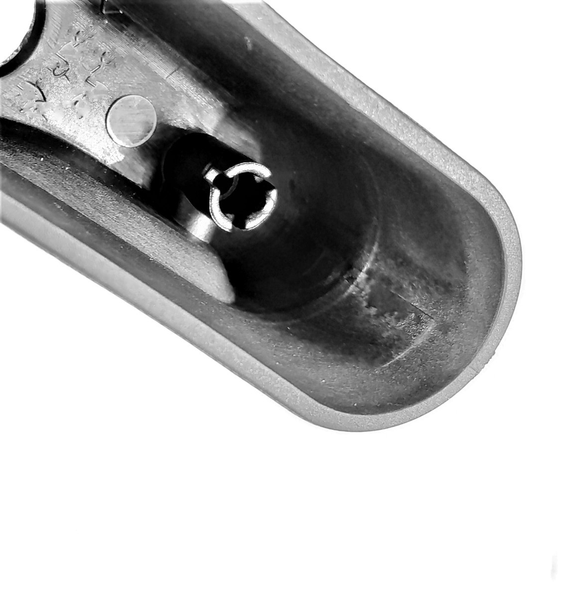 Щеткодержатель задней щетки Мини Купер Р 50 в комплекте со щеткой MINI Cooper I (Hatch I) (R50) 2001-04г. - фото 4 - id-p95259023