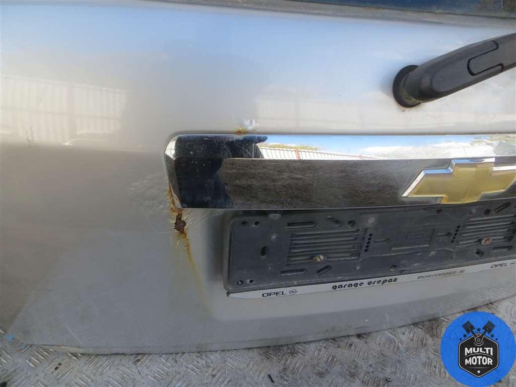 Крышка багажника (дверь 3-5) CHEVROLET CAPTIVA (2006-2013) 2.0 D Z 20 S - 150 Лс 2008 г. - фото 4 - id-p188700880