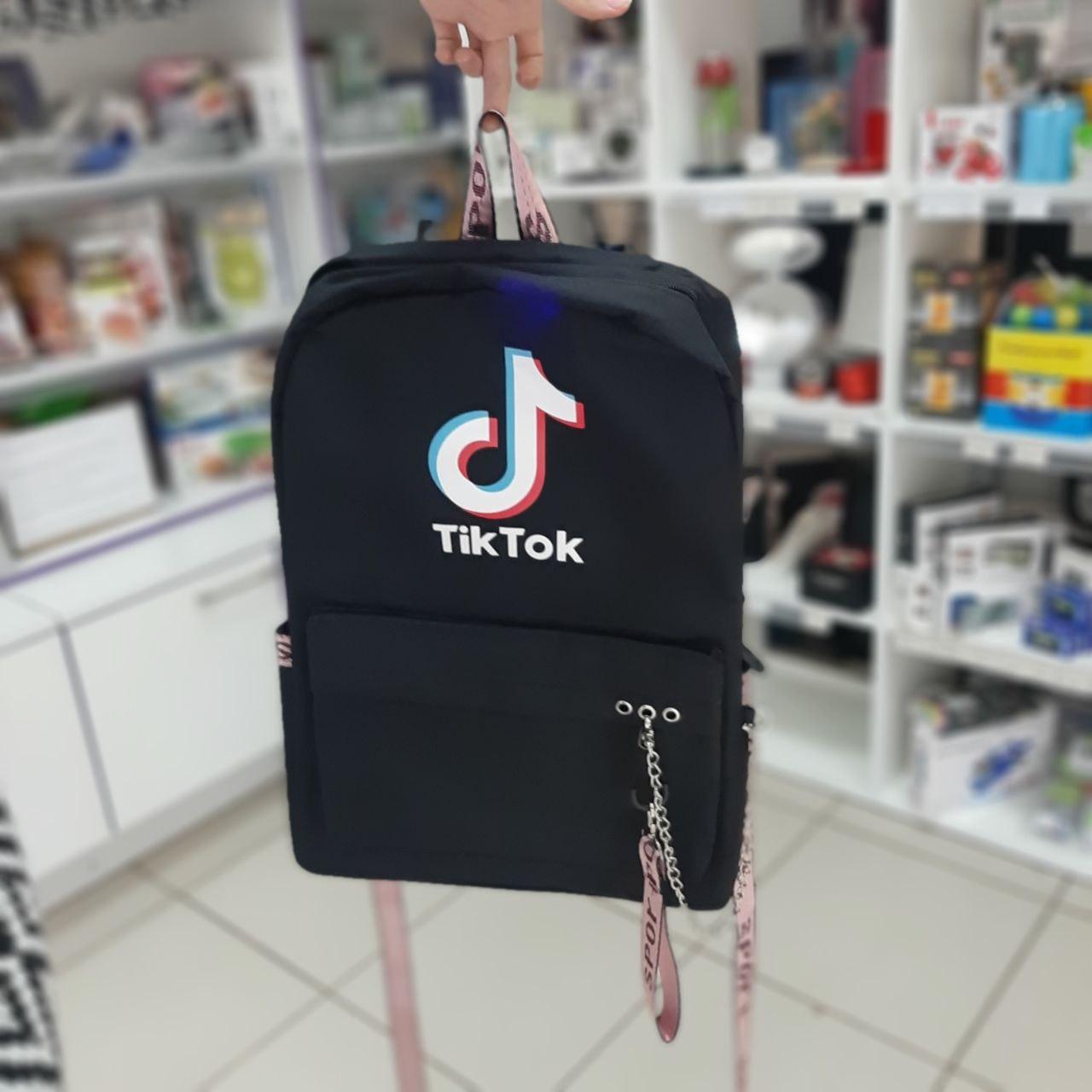 Рюкзак с зарядным кабелем и кабелем для наушников Tik Tok УЦЕНКА! - фото 2 - id-p188726835