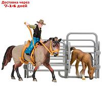 Набор фигурок: Американская лошадь и жеребенок, наездник, ограждение-загон, инвентарь