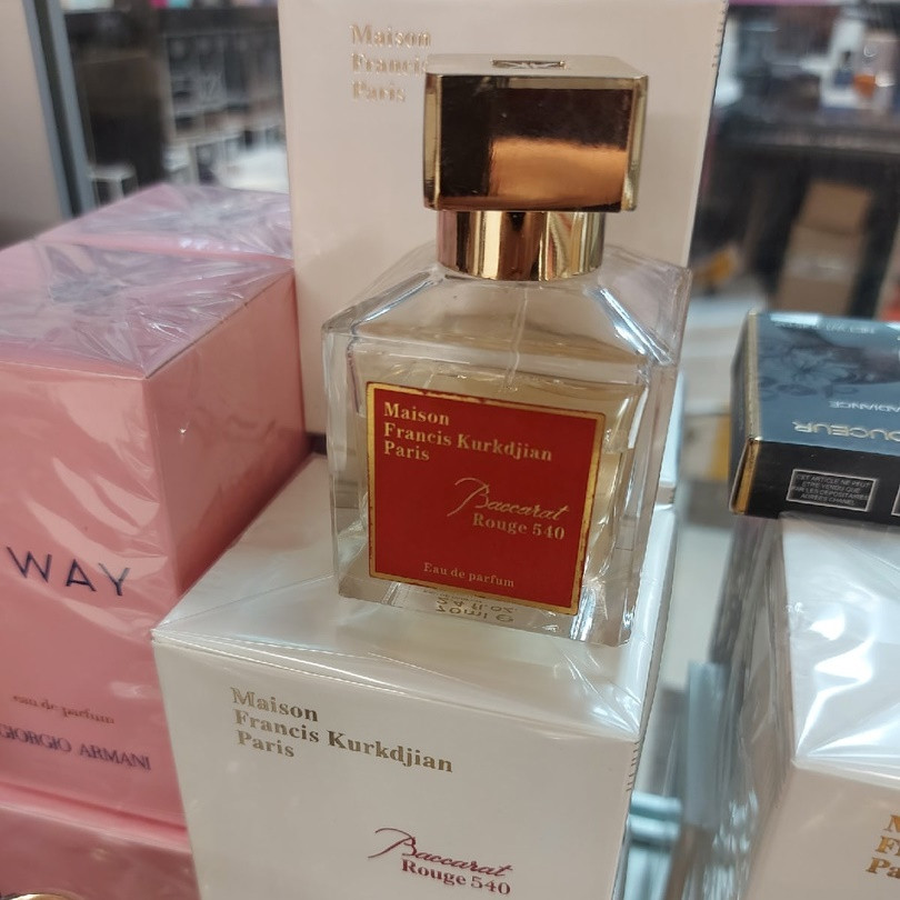 Baccarat Rouge 540 Eau de Parfum Туалетная вода унисекс (70 ml) (копия) Баккара Руж 540 Белая - фото 2 - id-p140340008