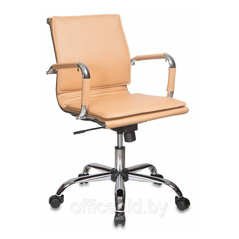 Кресло для руководителя "Бюрократ CH-993" низкая спинка, кожзам, хром, светло-коричневый - фото 1 - id-p188893460