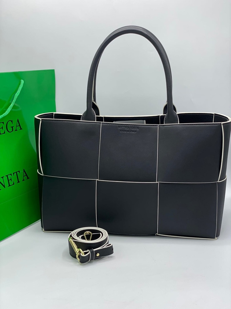 Брендовая сумка "Bottega Veneta" (реплик)