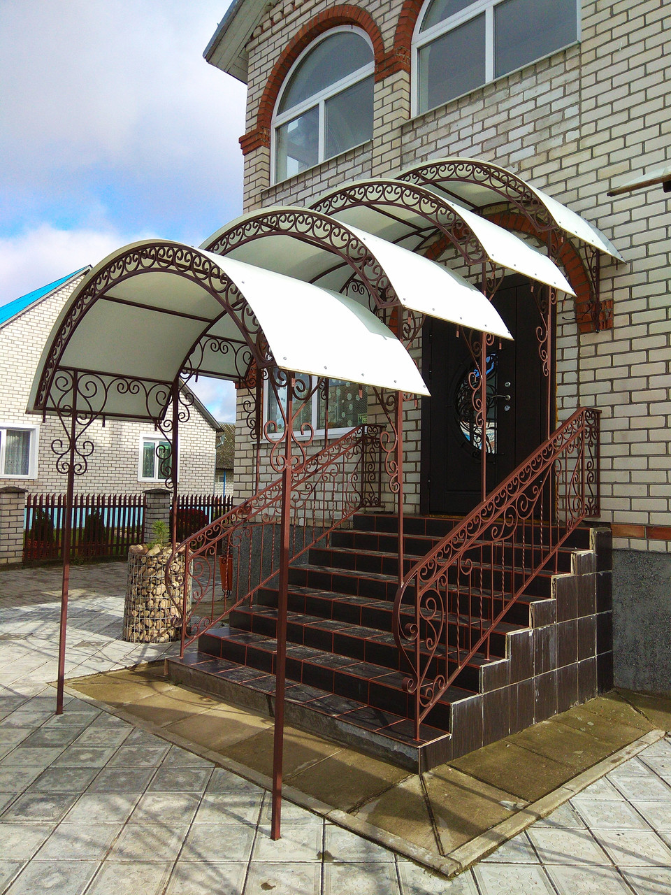 Навес над крыльцом №19