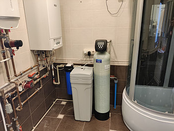 СИСТЕМА КОМПЛЕКСНОЙ ОЧИСТКИ ВОДЫ В КОТТЕДЖЕ В ПОС. РАУБИЧИ 1