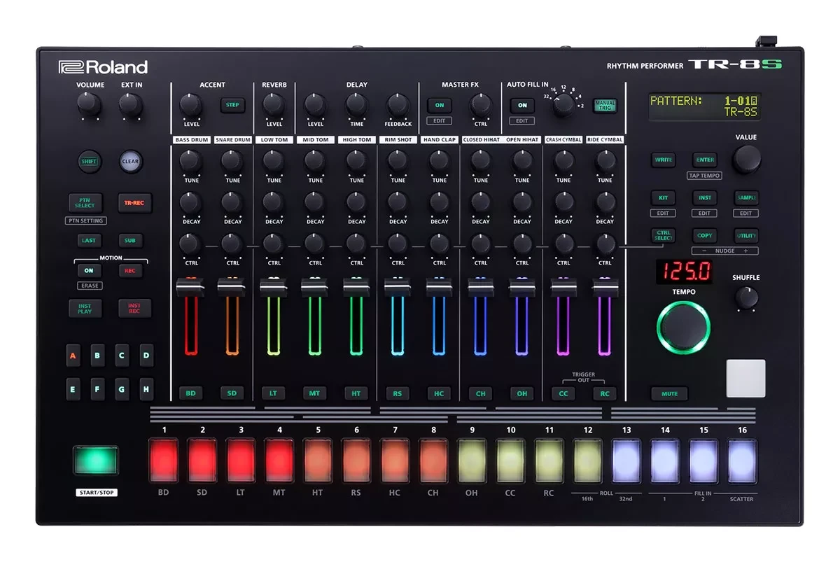 Драм-машина Roland TR-8S - фото 1 - id-p189149080