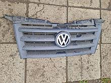 Решетка радиатора Volkswagen Crafter 1