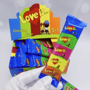 Набор из 5 жвачек Love is MIX 1 комплект (5 жвачек с разным вкусом) - фото 1 - id-p189550038