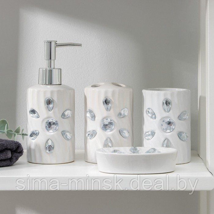 Набор аксессуаров для ванной комнаты «Дерево», 4 предмета (дозатор 300 мл, мыльница, 2 стакана), цвет белый - фото 1 - id-p189648560
