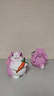 Заяц №8 розовый с морковкой сувенир-копилка,гипс,12*13 см