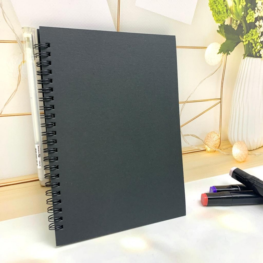 Скетчбук блокнот Sketchbook для рисования белая ручка (А5, плотные листы, чёрная бумага, спираль, 40 листов) - фото 4 - id-p189874165