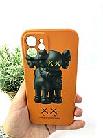 Силиконовый светящийся в темноте чехол KAWS, Iphone 12