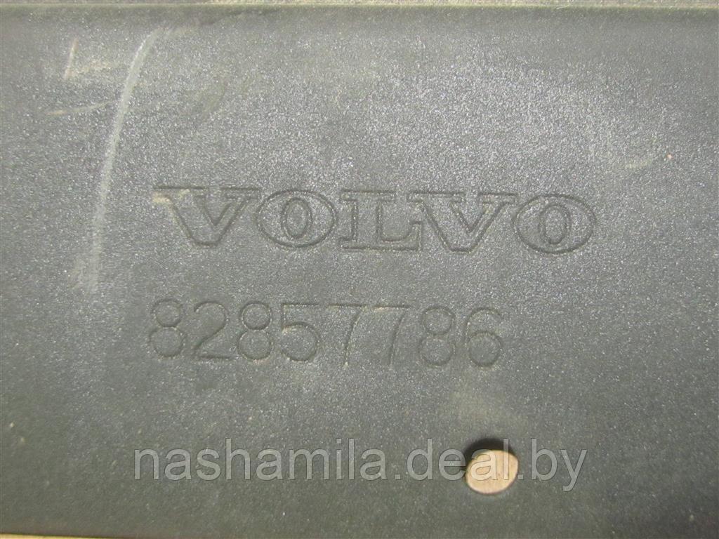Накладка внутренняя на заднюю панель кузова Volvo FH4 - фото 3 - id-p190097855
