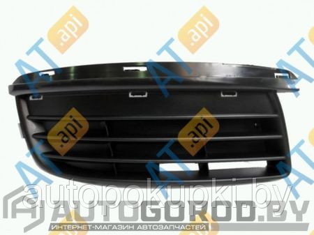 Решетка в бампер (правая) VW NEW JETTA 06-, PVW99065GAR