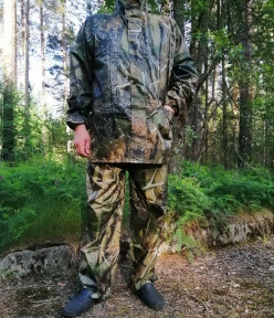 Костюм камуфляжный (Маскхалат) для охоты и рыбалки летний, непромакаемый. Браш хвоя (одевается поверх одежды) - фото 1 - id-p127568900