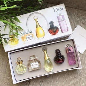 Подарочный набор духов Dior 5 ароматов в мини-флаконах по 5 мл. - фото 1 - id-p109394111