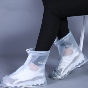 Защитные чехлы (дождевики, пончи) для обуви от дождя и грязи с подошвой цветные р-р 37-38 (М) Белые - фото 1 - id-p182117373