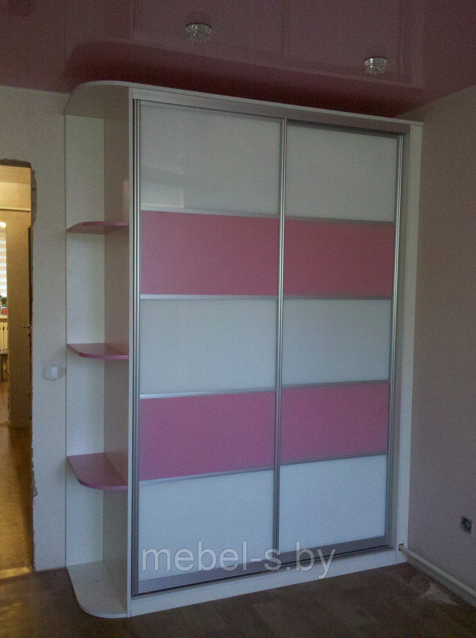 Шкаф-купе с Лакобелем