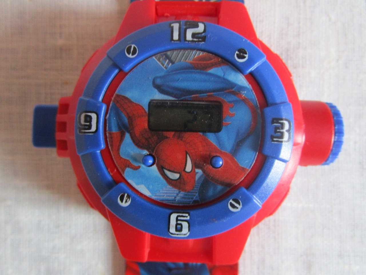 Детские часы "Человека Паук" с проектором 24 проекции spider man - фото 6 - id-p191977408