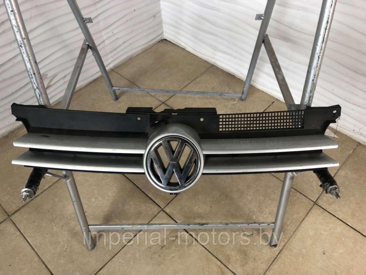Решетка радиатора Volkswagen Polo 4 - фото 1 - id-p191985280