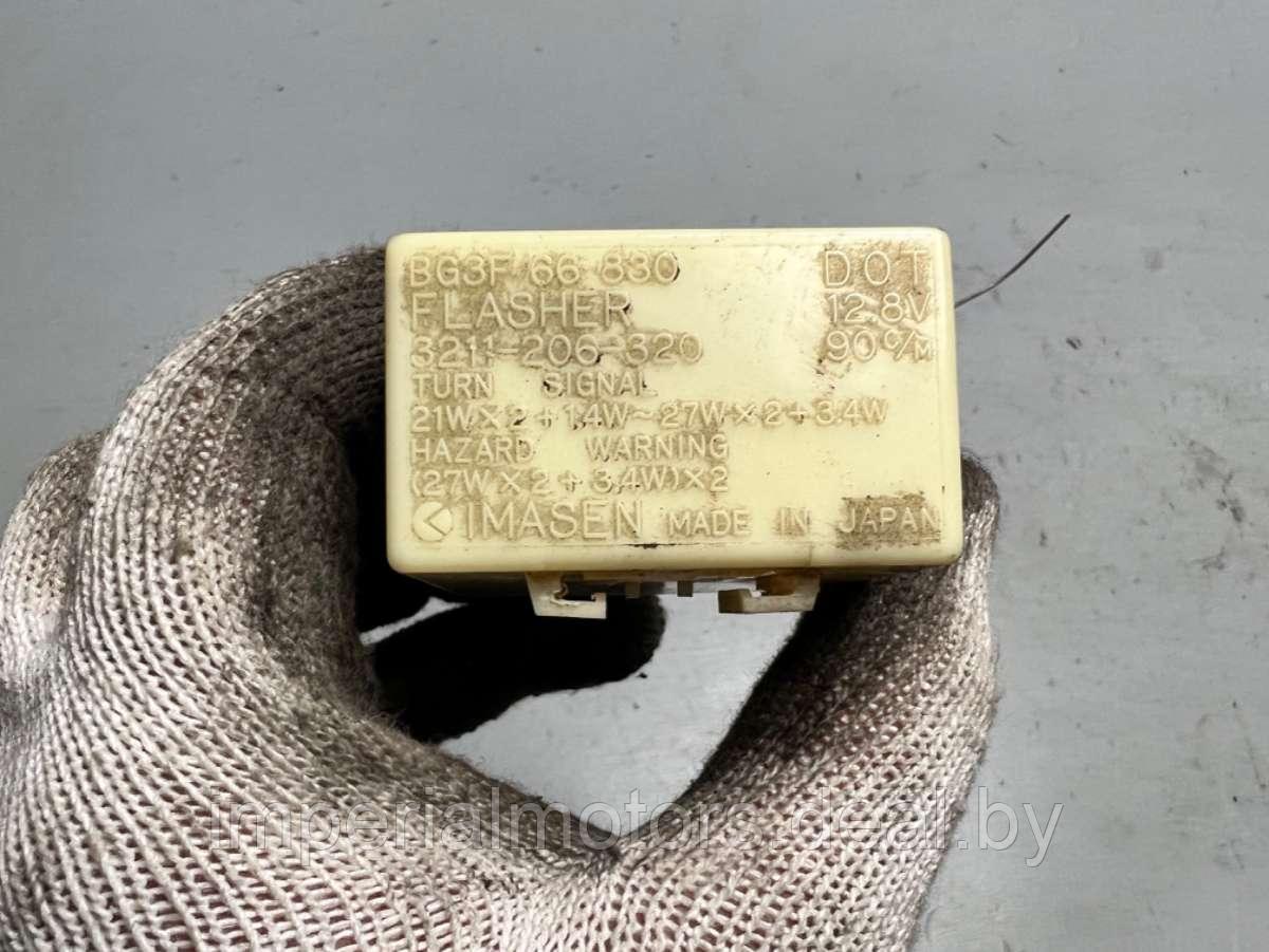 BG1P66830, Реле поворотов 3211-209-320 для MAZDA 626 (GF), 1997 - 2002
