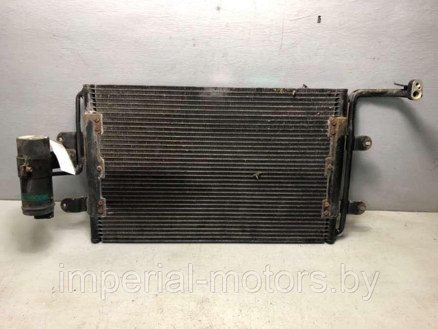 Радиатор кондиционера Volkswagen Golf 4 - фото 1 - id-p191983193