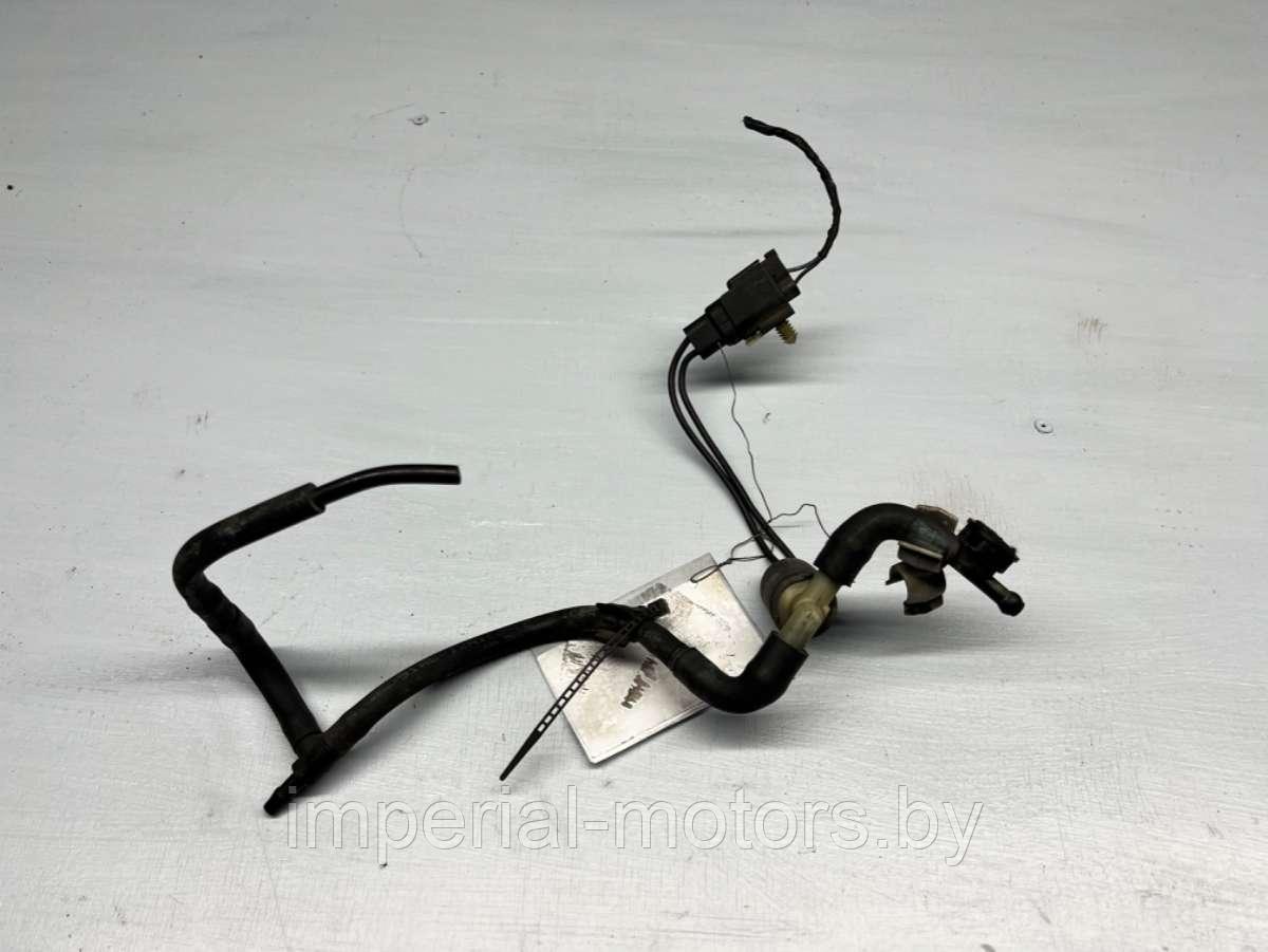 Клапан вентиляции топливного бака Ford Escort 5 - фото 1 - id-p191983933
