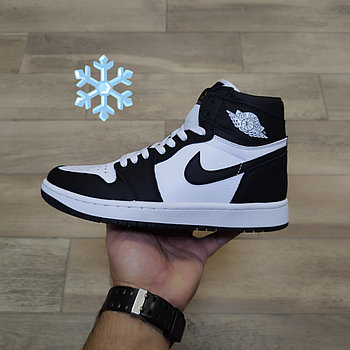 Кроссовки Air Jordan 1 High Black White с мехом