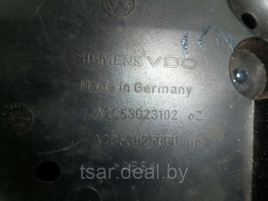 Щиток приборов (приборная панель) Volkswagen Touran 1 (1T0920873E) - фото 5 - id-p192120267
