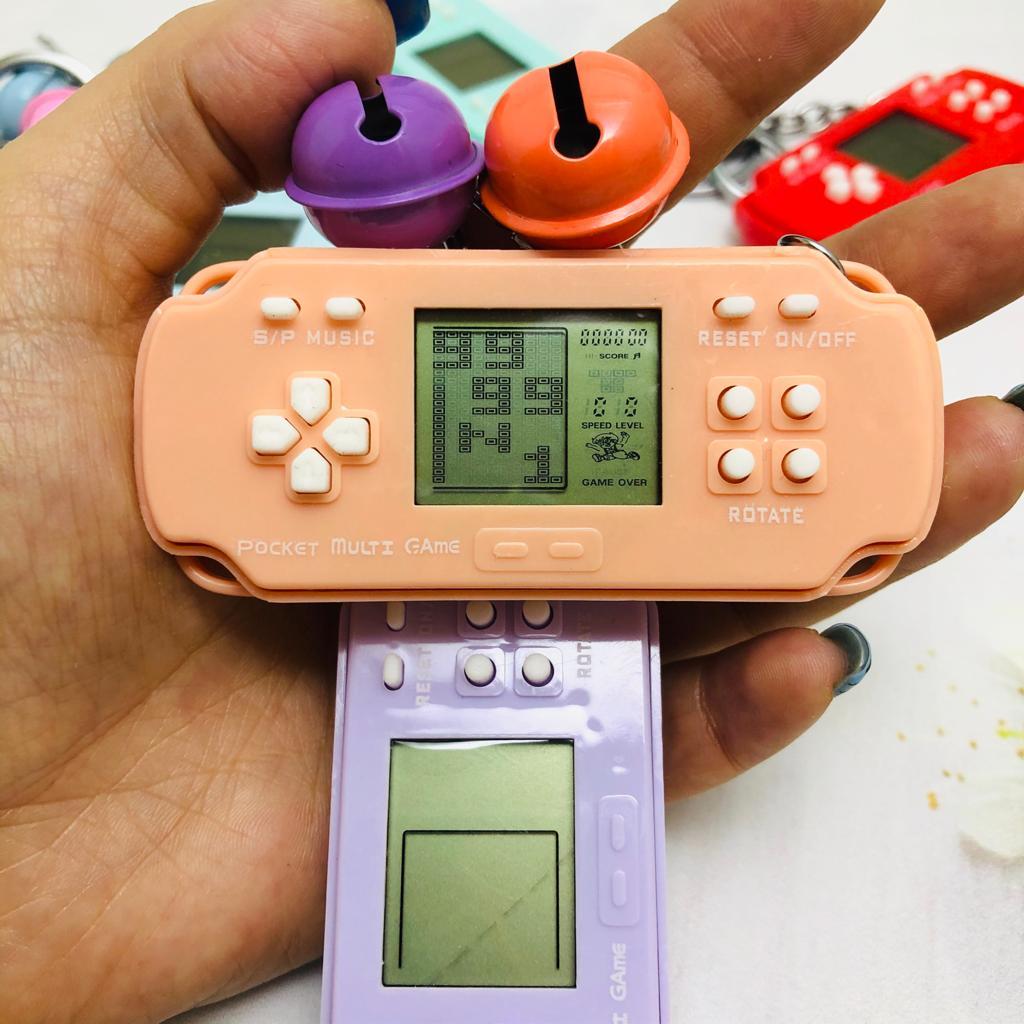 Брелок - тетрис Mini Game Player (с кольцом, карабином и колокольчиком) Оранжевый с белыми кнопками