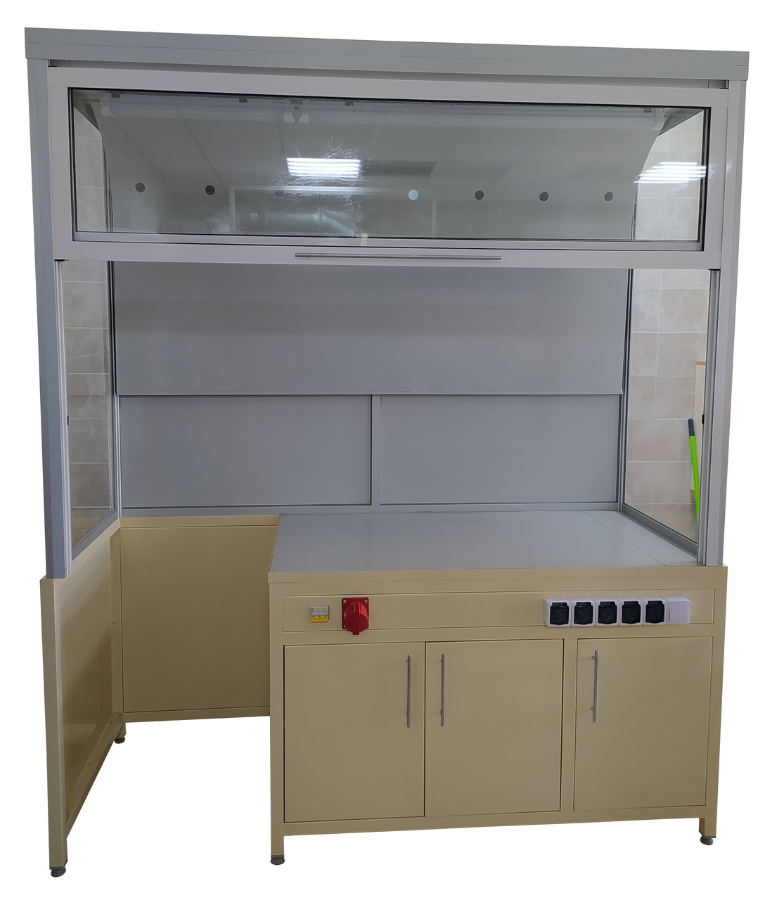 Шкаф Вытяжной Химический с подводкой воды ШВ-2000/700к: продажа, цена в ...