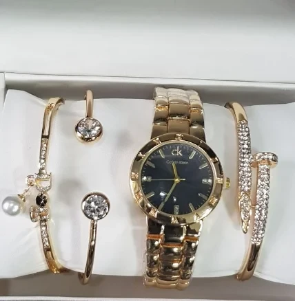 Подарочный набор часы Calvin Klein + 3 браслета (реплика): продажа, цена в  Минске. Наручные и карманные часы от 