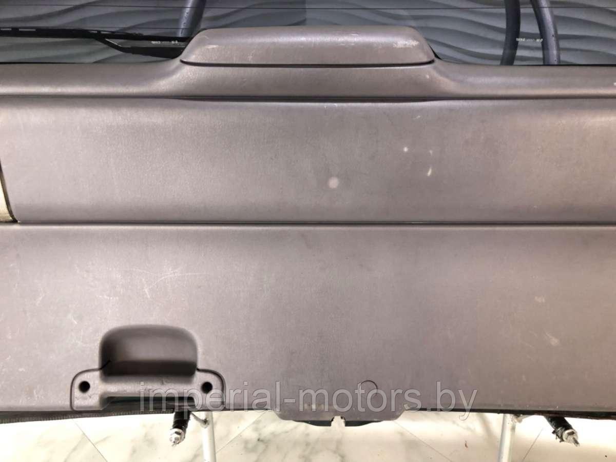 Крышка багажника (дверь 3-5) Chrysler Grand Voyager 3 - фото 6 - id-p193085098
