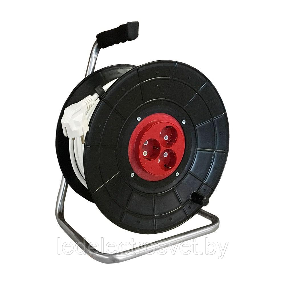 Удлинитель на катушке 3 гнезда 50м, 16А/3кW 
ПВС 3х1,5 У16-010